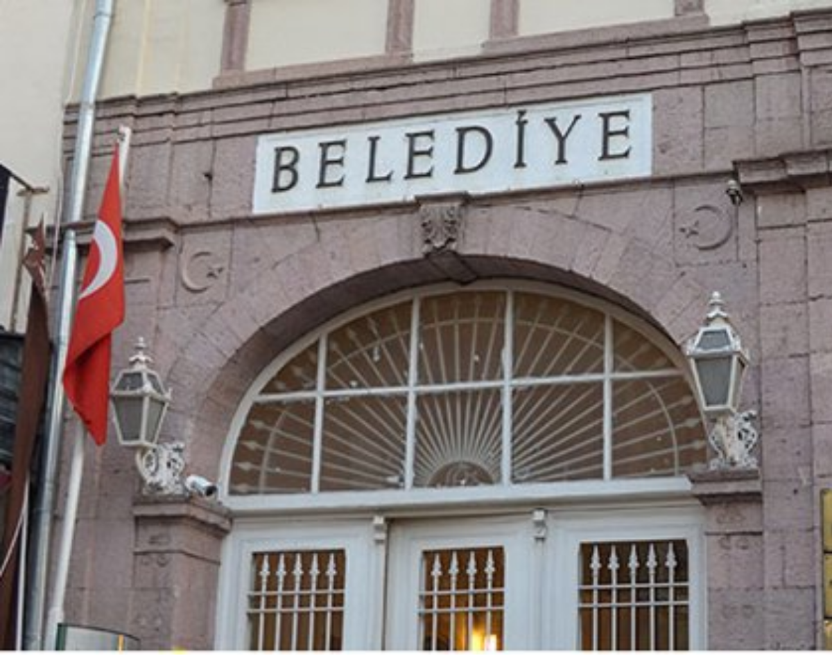 Belediye Yönetiminde Muhtarların Etkisi